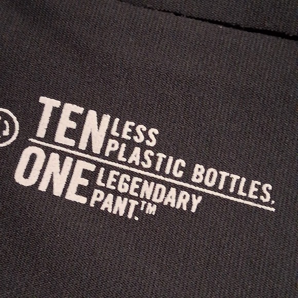 NIKE Dri-Fit Ten Less Plastic Bottles Yoga‎ Pants Size Medium Dark Gray - Picture 3 of 10